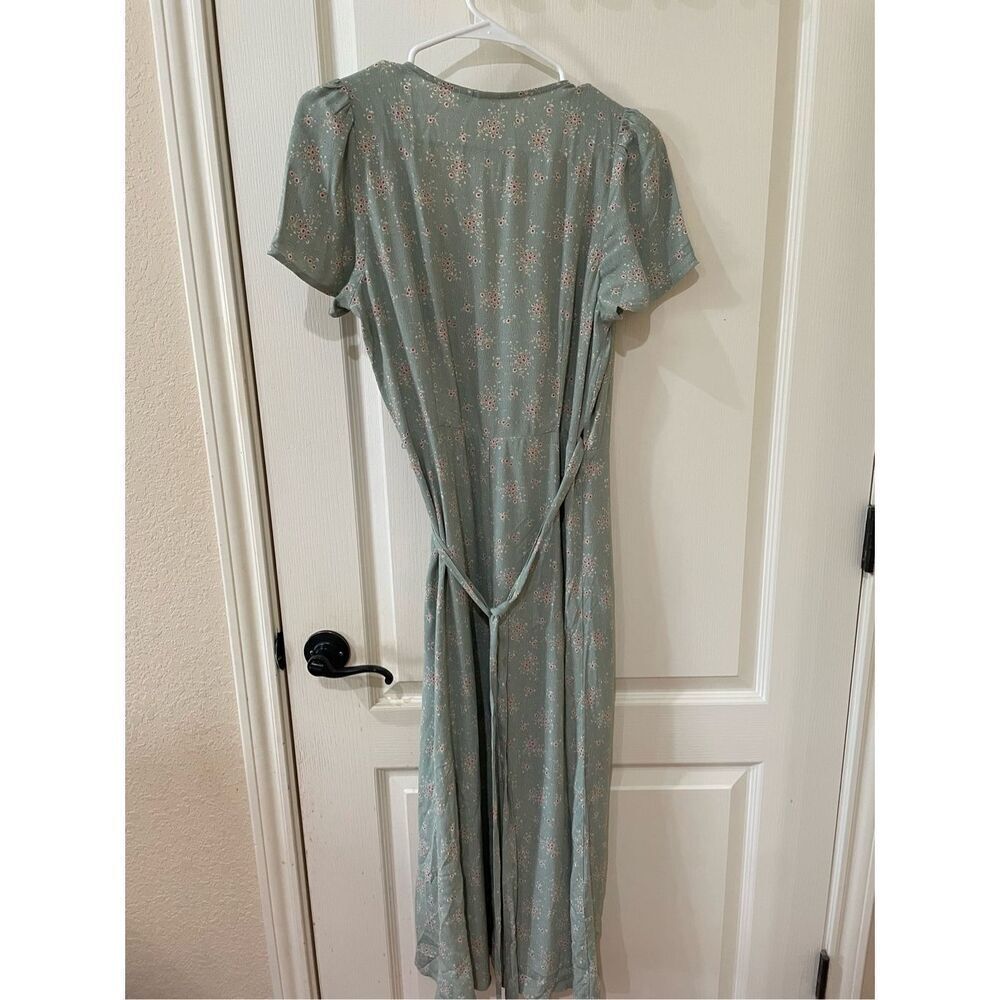 GAP midi floral wrap dress - Picture 7 of 8